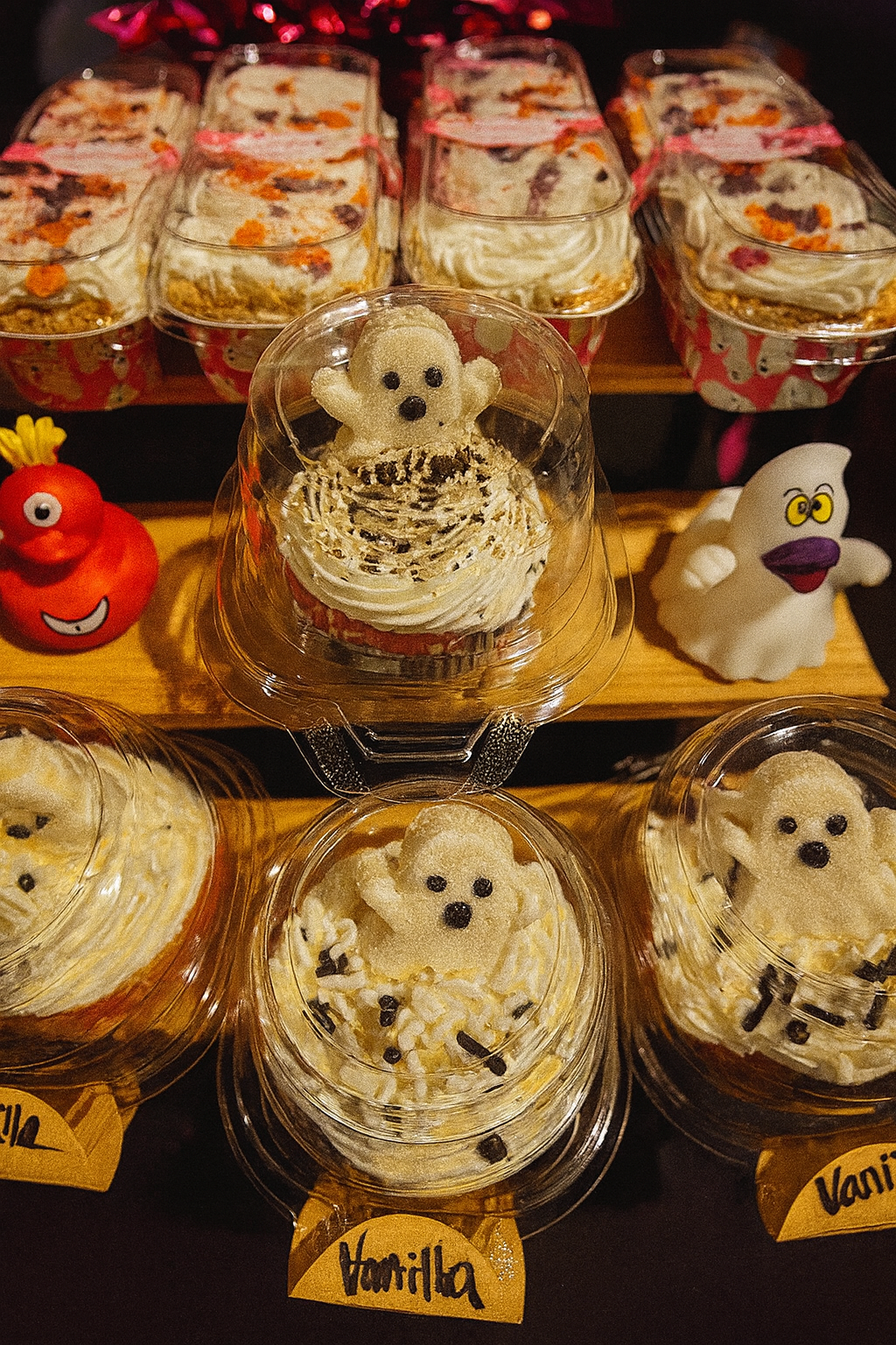 Vanilla Bean Buttercream Ghost Cupcake